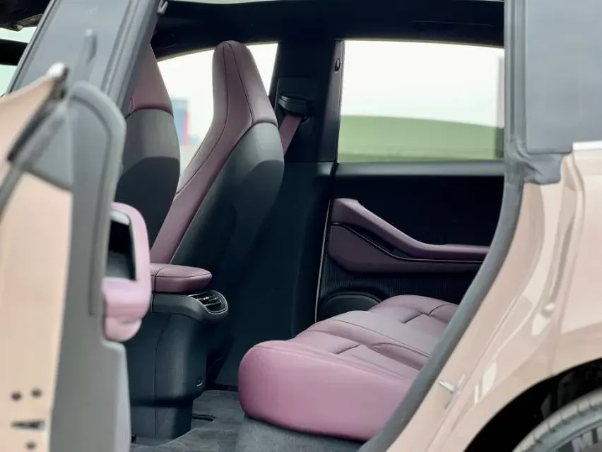 2022 JunTian HeiWuShi Youth 2.0T 203HP L4 6AT,autocango,china used car exporter,china ev exporter,chinese used car exporter,chinese used ev exporter