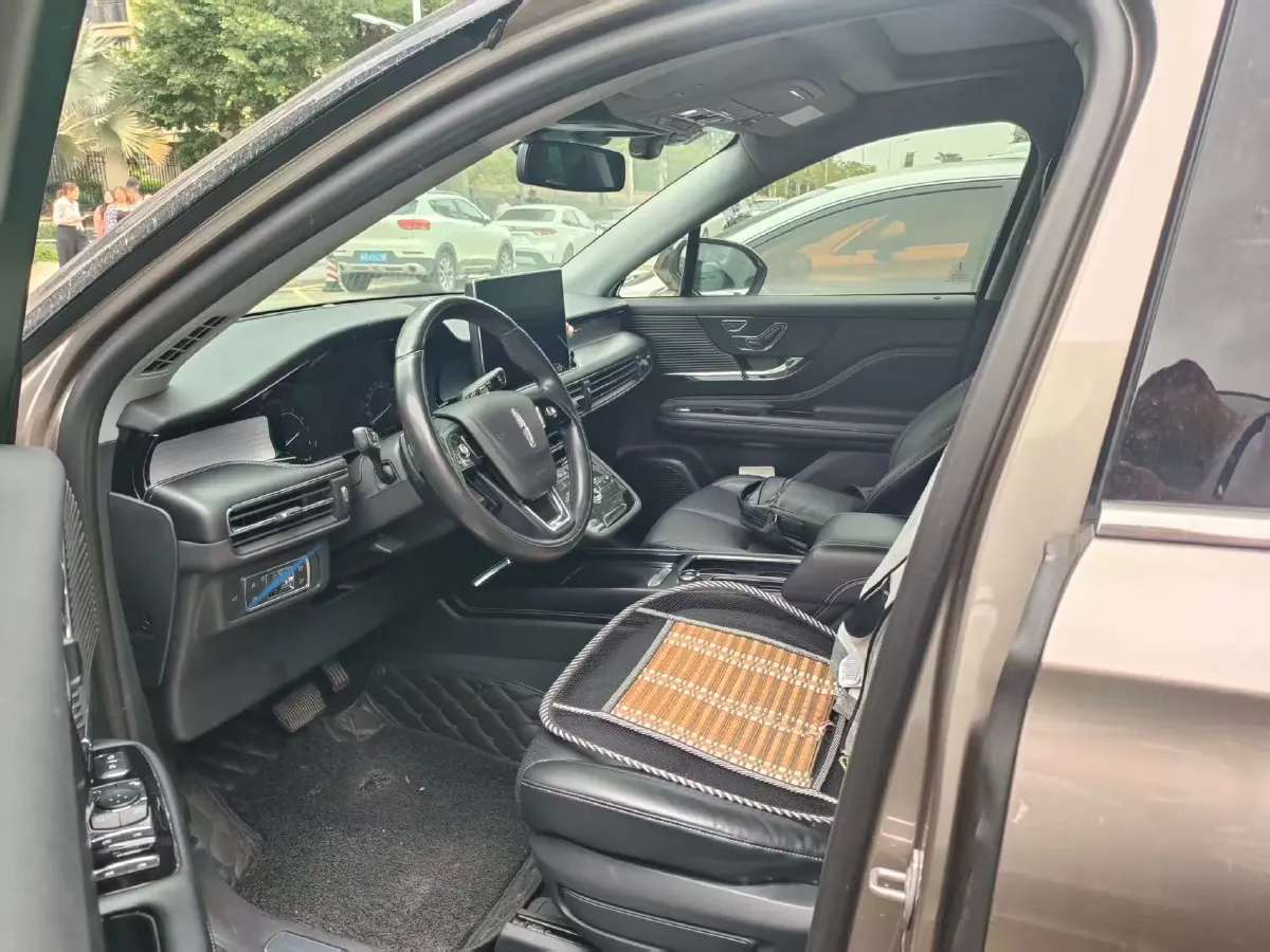 2020 Lincoln Corsair 2.0T 245HP L4 8AT,autocango,china used car exporter,china ev exporter,chinese used car exporter,chinese used ev exporter