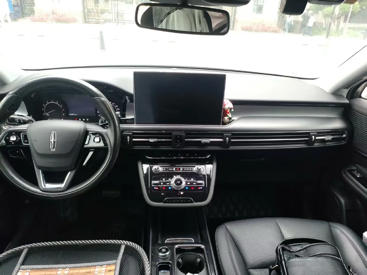 2020 Lincoln Corsair 2.0T 245HP L4 8AT,autocango,china used car exporter,china ev exporter,chinese used car exporter,chinese used ev exporter