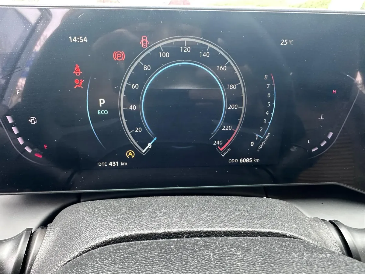 2023 ChangAn Raeton Plus 1.5T 188HP L4 7DCT,autocango,china used car exporter,china ev exporter,chinese used car exporter,chinese used ev exporter