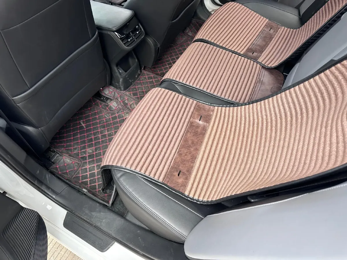 2023 ChangAn Raeton Plus 1.5T 188HP L4 7DCT,autocango,china used car exporter,china ev exporter,chinese used car exporter,chinese used ev exporter