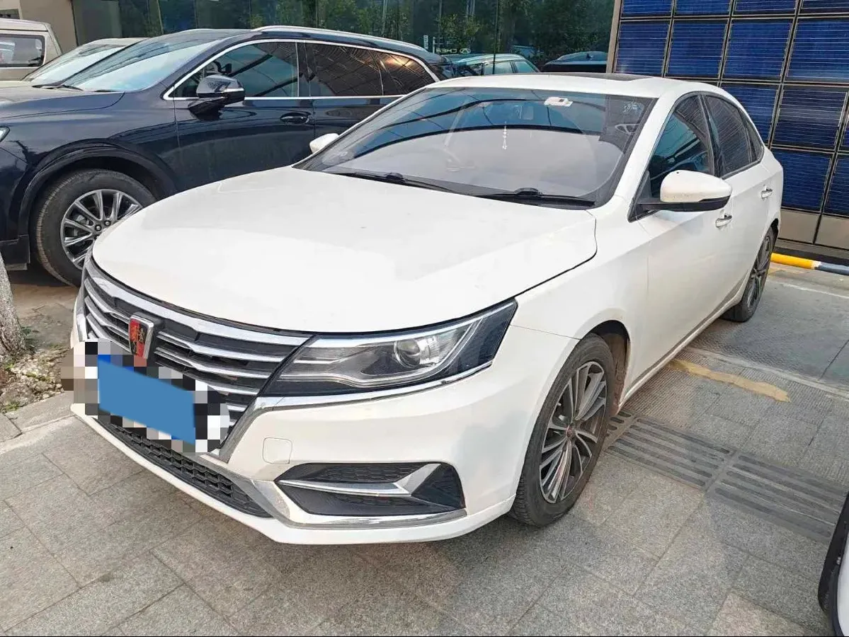2020 Roewe i6 1.6L 125HP L4 CVT,autocango,china used car exporter,china ev exporter,chinese used car exporter,chinese used ev exporter