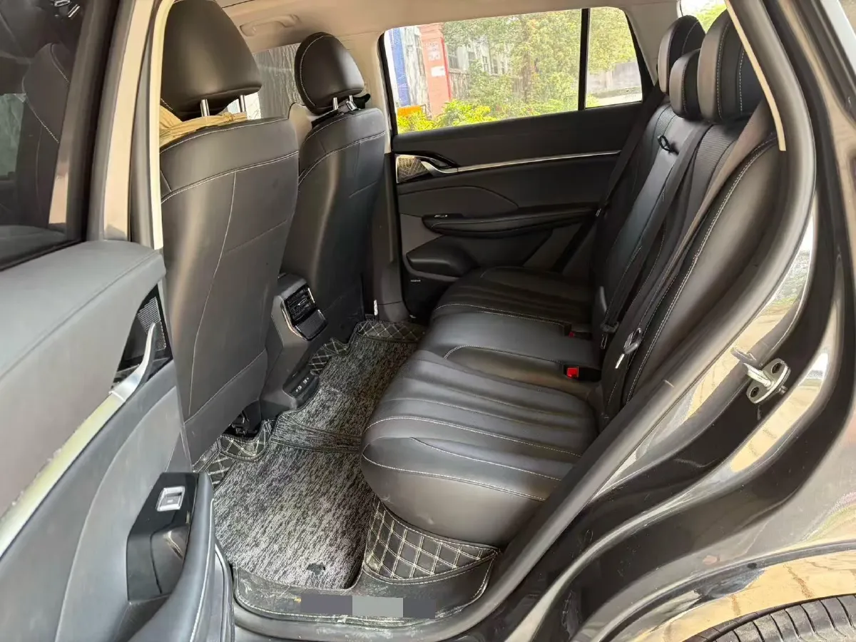 2022 Roewe RX5 MAX 1.5T 181HP L4 6AT,autocango,china used car exporter,china ev exporter,chinese used car exporter,chinese used ev exporter