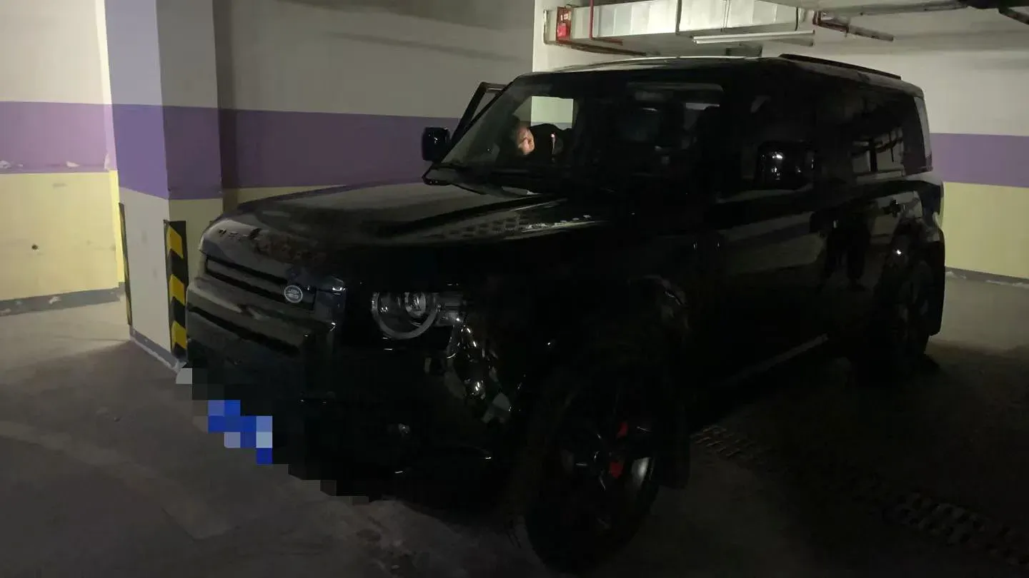 2024 Land Rover Defender 3.0T 400HP L6 8AT,autocango,china used car exporter,china ev exporter,chinese used car exporter,chinese used ev exporter