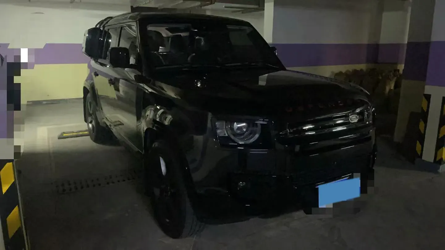 2024 Land Rover Defender 3.0T 400HP L6 8AT,autocango,china used car exporter,china ev exporter,chinese used car exporter,chinese used ev exporter