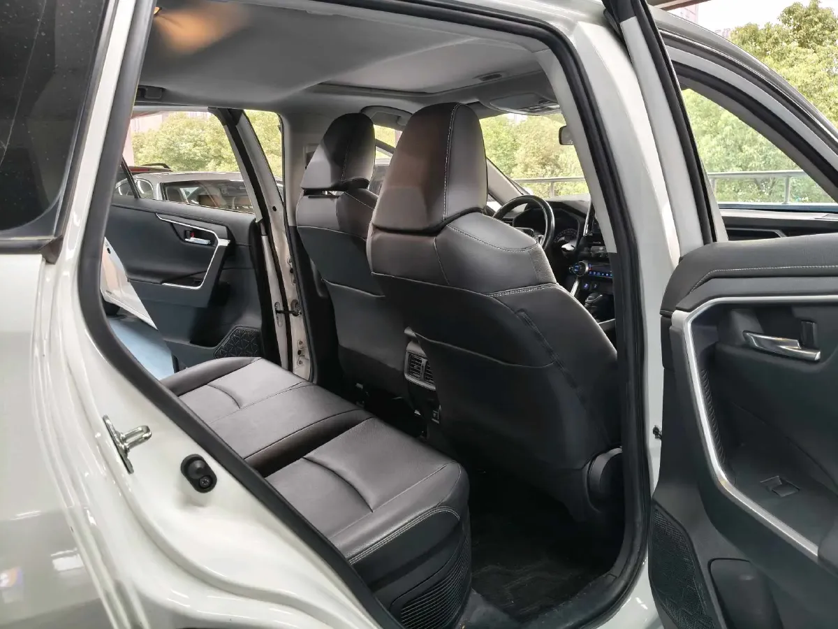 2020 Toyota RAV4 2.5L 178HP L4 E-CVT Hybrid,autocango,china used car exporter,china ev exporter,chinese used car exporter,chinese used ev exporter