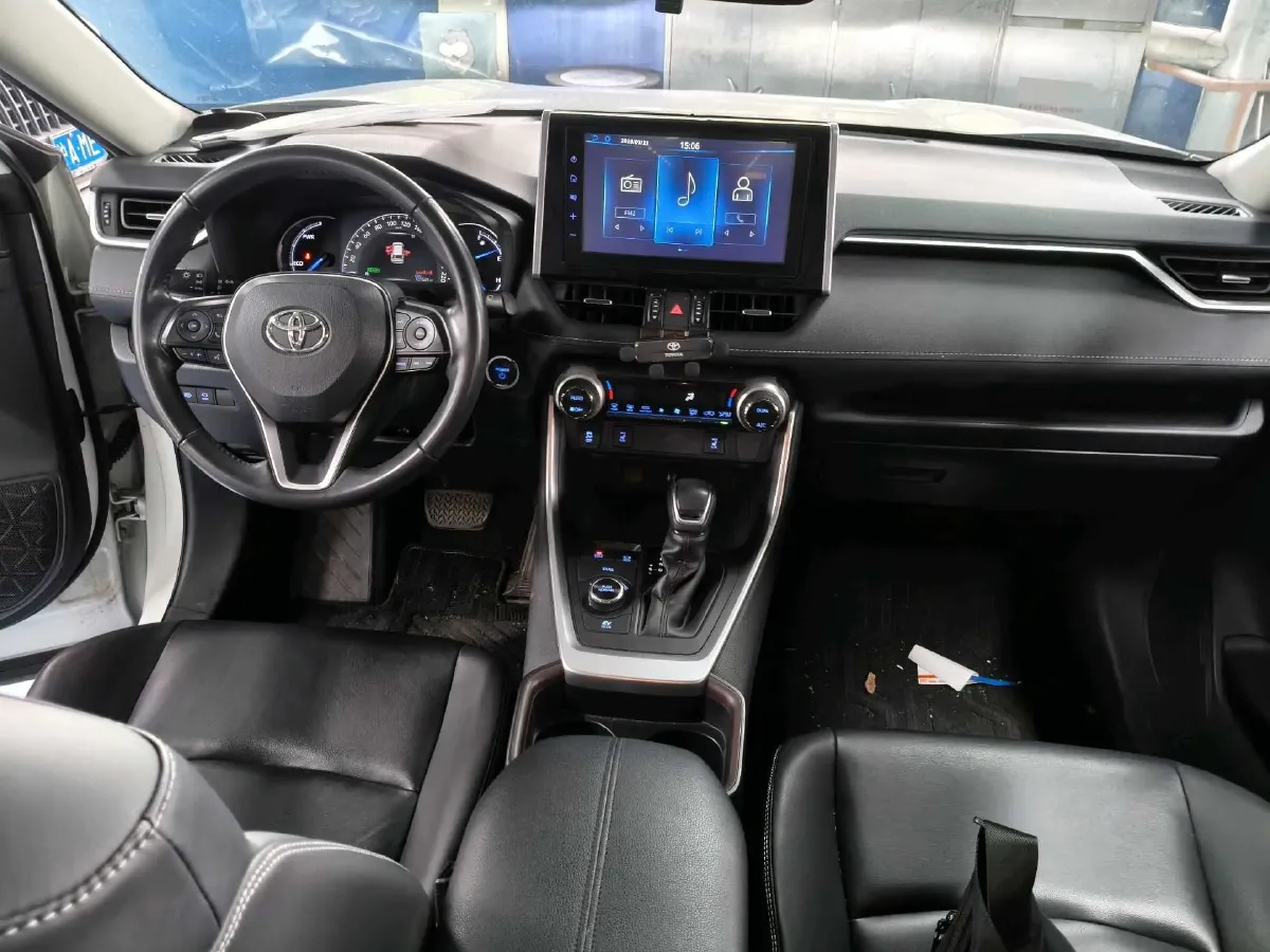 2020 Toyota RAV4 2.5L 178HP L4 E-CVT Hybrid,autocango,china used car exporter,china ev exporter,chinese used car exporter,chinese used ev exporter