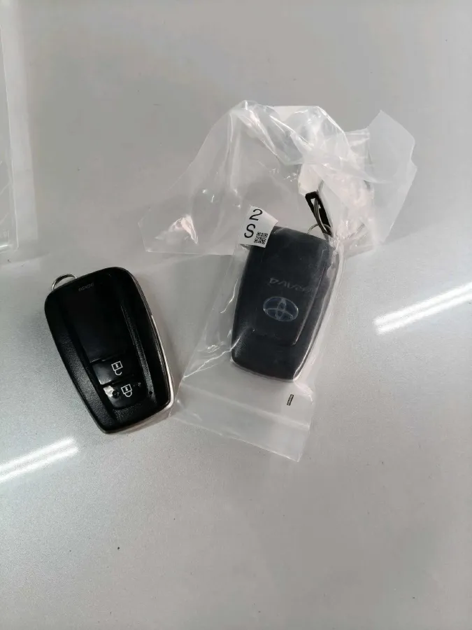 2020 Toyota RAV4 2.5L 178HP L4 E-CVT Hybrid,autocango,china used car exporter,china ev exporter,chinese used car exporter,chinese used ev exporter