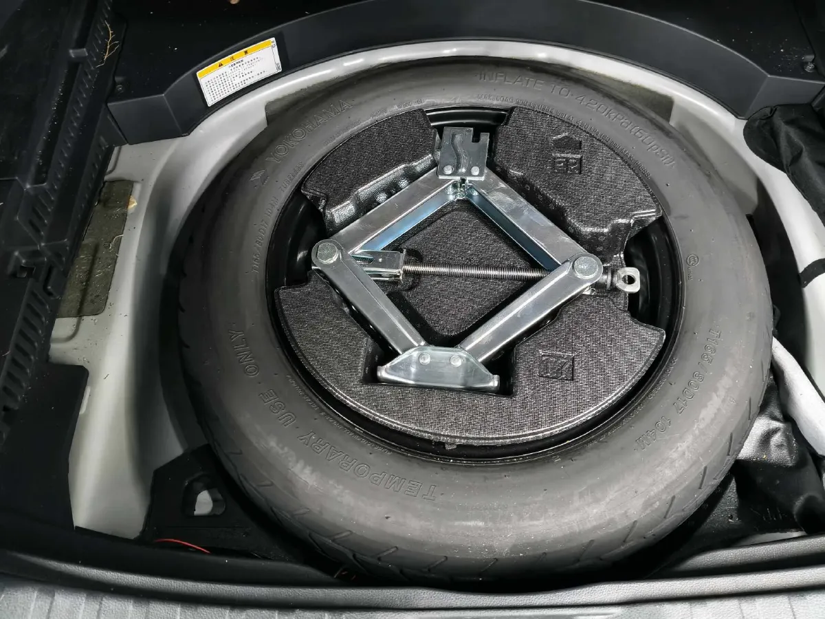 2020 Toyota RAV4 2.5L 178HP L4 E-CVT Hybrid,autocango,china used car exporter,china ev exporter,chinese used car exporter,chinese used ev exporter