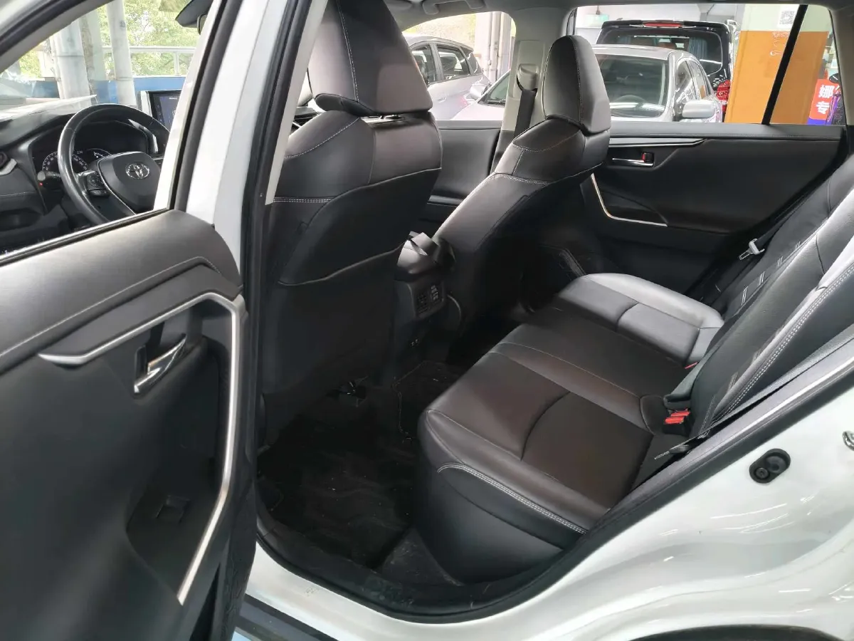 2020 Toyota RAV4 2.5L 178HP L4 E-CVT Hybrid,autocango,china used car exporter,china ev exporter,chinese used car exporter,chinese used ev exporter