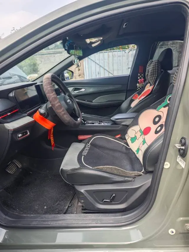 2022 Geely Binray 1.5T 181HP L4 7DCT,autocango,china used car exporter,china ev exporter,chinese used car exporter,chinese used ev exporter