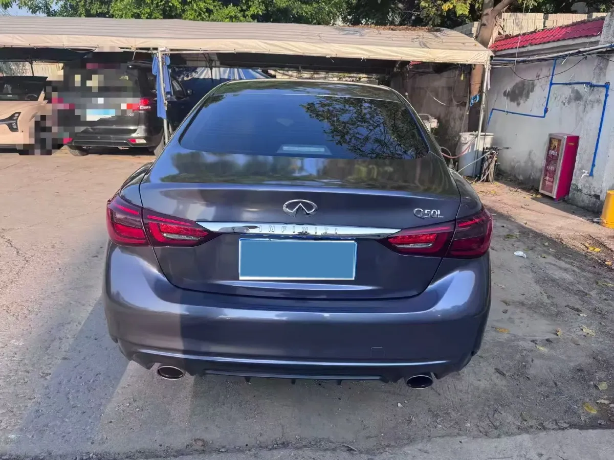 2018 Jeep Grand Commander 2.0T 265HP L4 9AT,autocango,china used car exporter,china ev exporter,chinese used car exporter,chinese used ev exporter