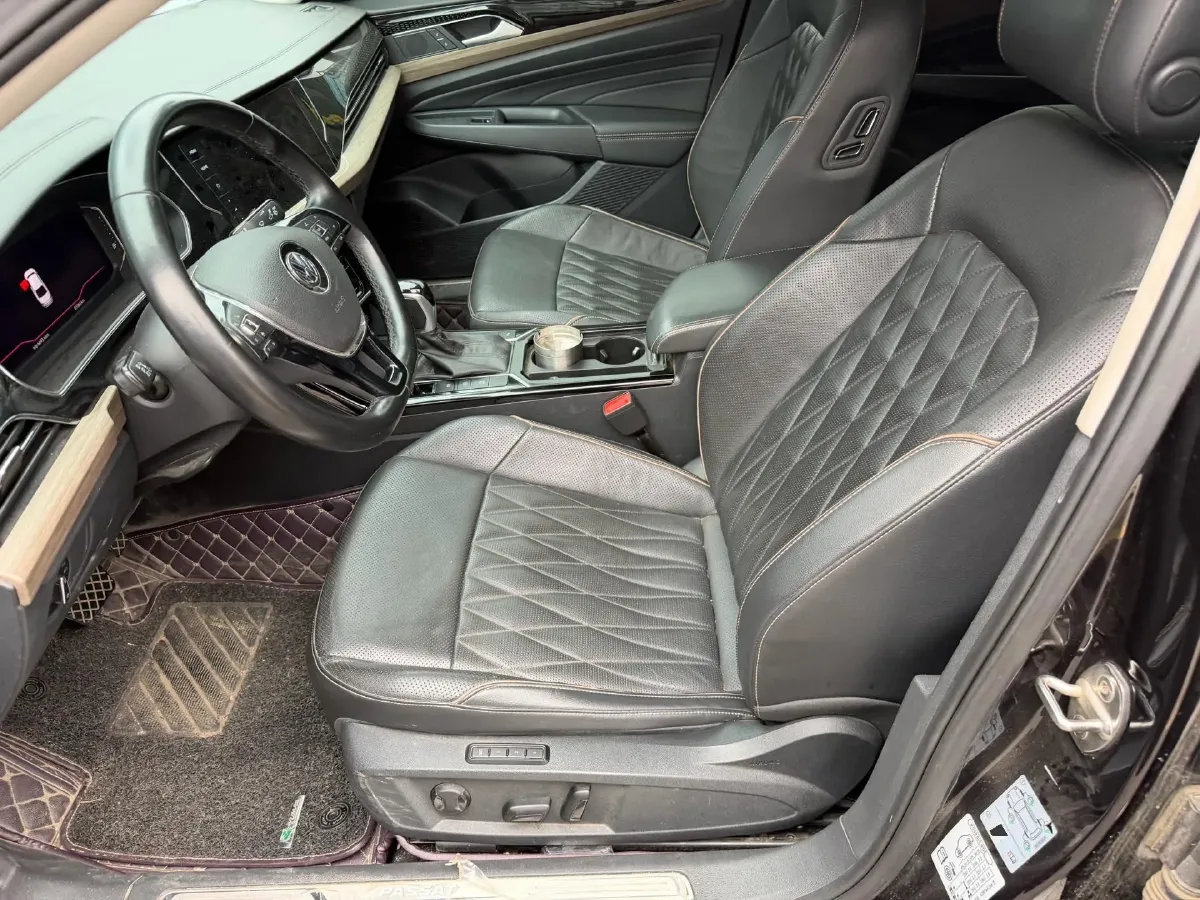 2020 Volkswagen Passat 2.0T 186HP L4 7DCT,autocango,china used car exporter,china ev exporter,chinese used car exporter,chinese used ev exporter