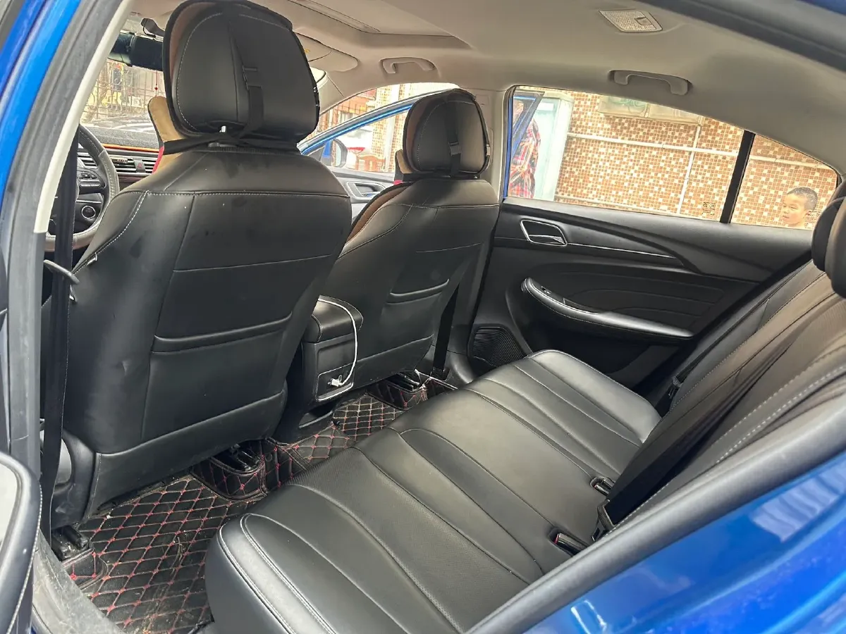 2019 Roewe i5 1.5L 120HP L4 CVT,autocango,china used car exporter,china ev exporter,chinese used car exporter,chinese used ev exporter