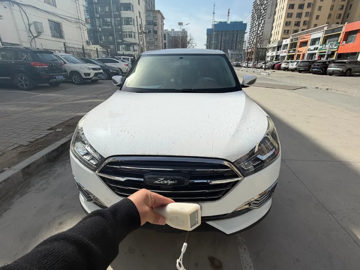 2017 Zotye T300 1.5L 112HP L4 5MT,autocango,china used car exporter,china ev exporter,chinese used car exporter,chinese used ev exporter