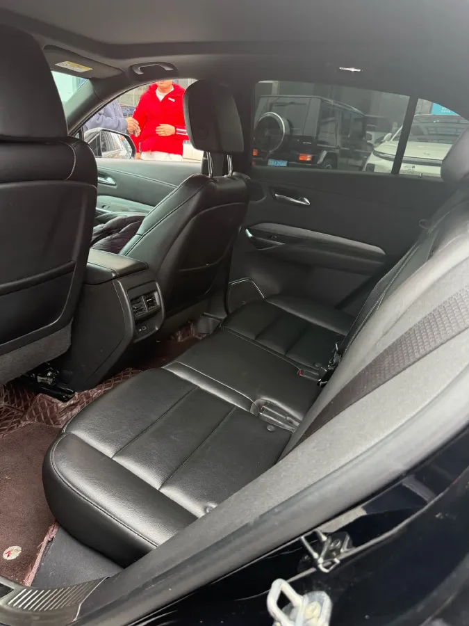 2022 Cadillac XT4 2.0T 237HP L4 9AT,autocango,china used car exporter,china ev exporter,chinese used car exporter,chinese used ev exporter