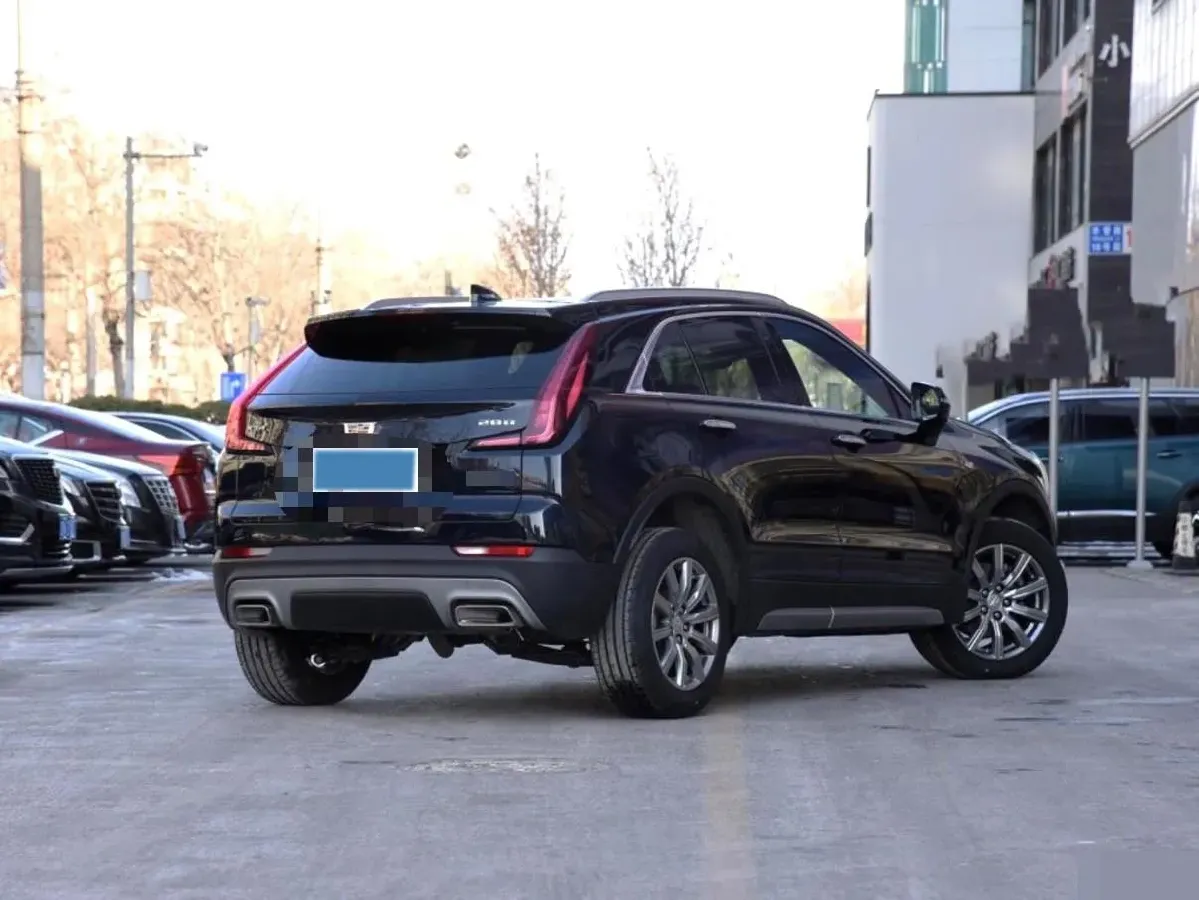 2022 Cadillac XT4 2.0T 237HP L4 9AT,autocango,china used car exporter,china ev exporter,chinese used car exporter,chinese used ev exporter