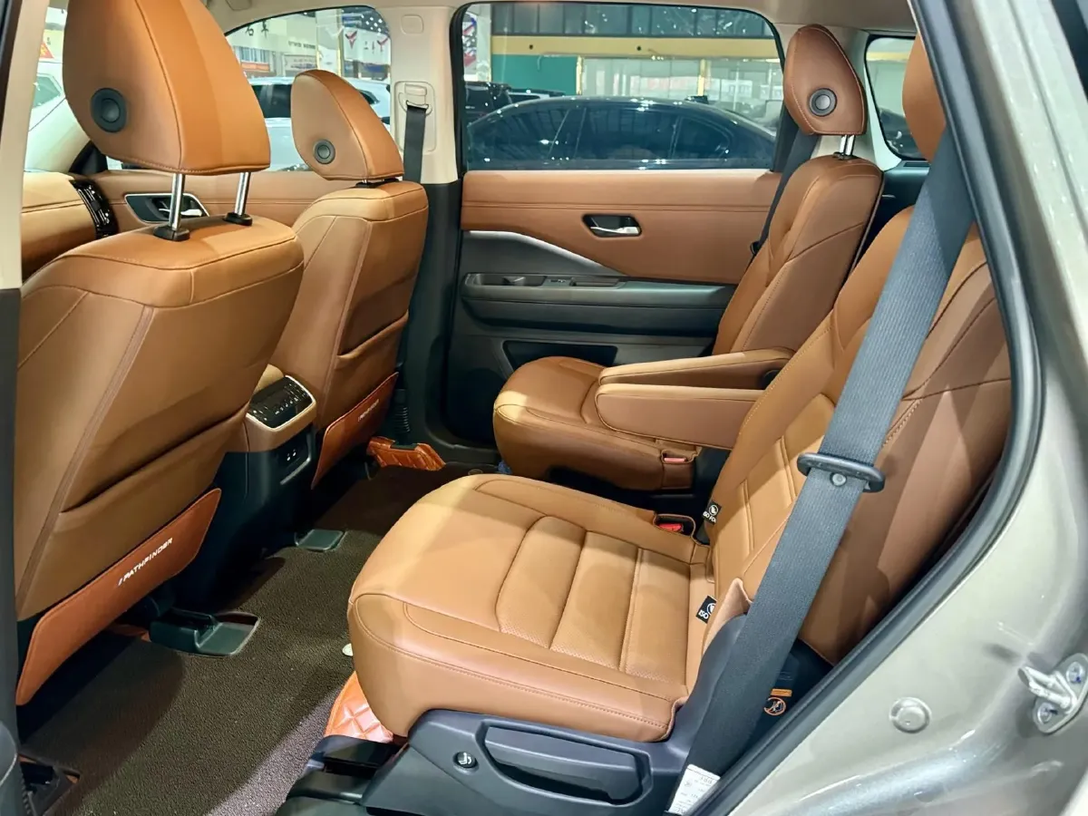 2024 Nissan Pathfinder 2.0T 252HP L4 9AT,autocango,china used car exporter,china ev exporter,chinese used car exporter,chinese used ev exporter