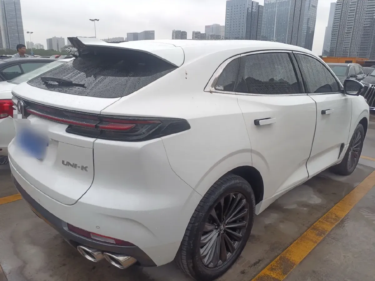 2021 ChangAn UNI-T 1.5T 180HP L4 7DCT,autocango,china used car exporter,china ev exporter,chinese used car exporter,chinese used ev exporter