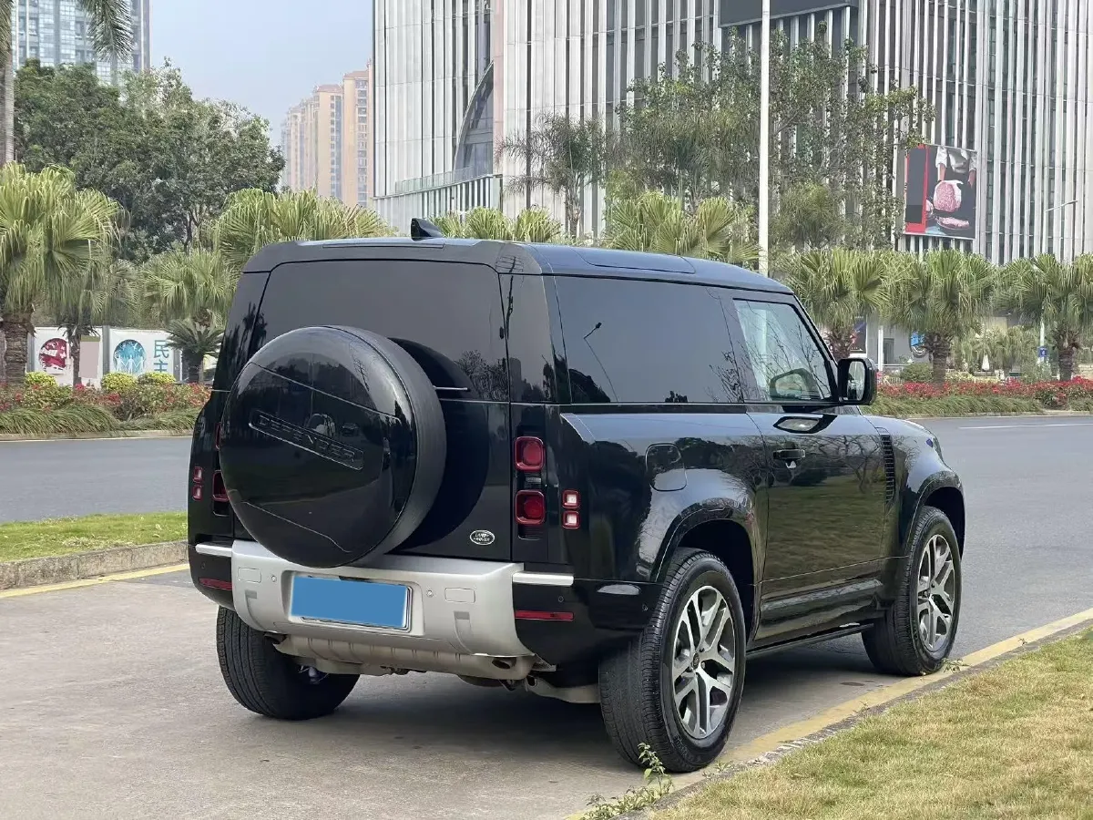 2024 Land Rover Defender 3.0T 400HP L6 8AT,autocango,china used car exporter,china ev exporter,chinese used car exporter,chinese used ev exporter