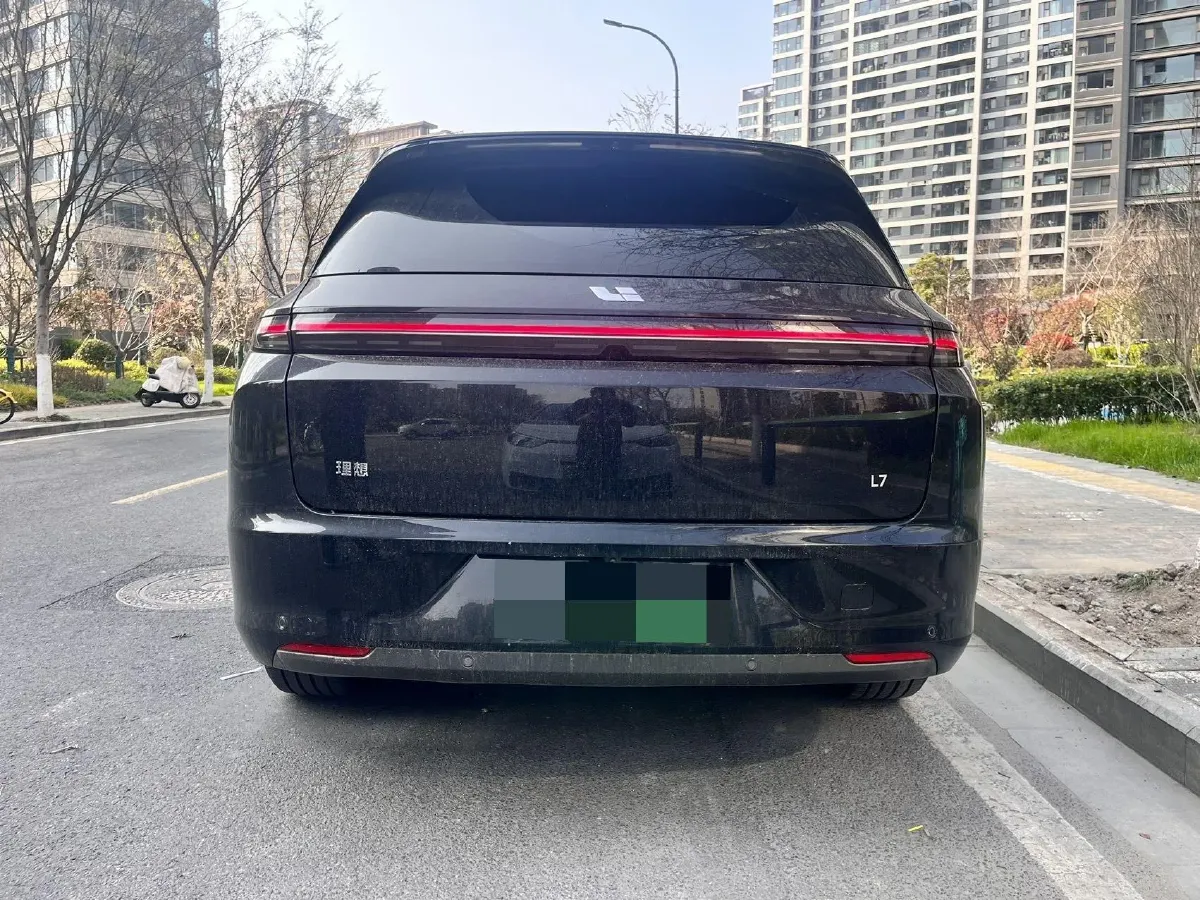 2023 Li L7 Range Extended 154HP REEV 40.9KWH,autocango,china used car exporter,china ev exporter,chinese used car exporter,chinese used ev exporter