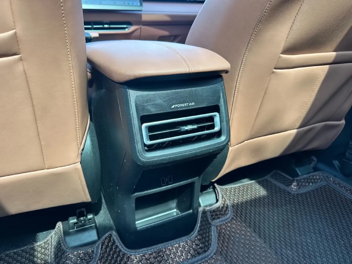 2025 ChangAn UNI-Z 1.5T 188HP L4 7DCT,autocango,china used car exporter,china ev exporter,chinese used car exporter,chinese used ev exporter