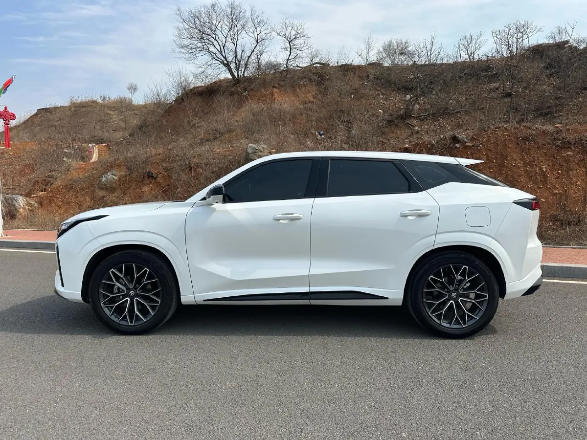 2025 ChangAn UNI-Z 1.5T 188HP L4 7DCT,autocango,china used car exporter,china ev exporter,chinese used car exporter,chinese used ev exporter