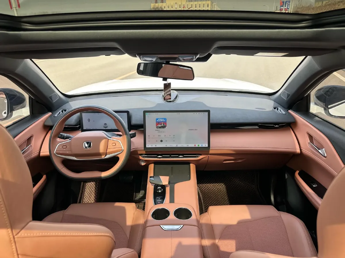 2025 ChangAn UNI-Z 1.5T 188HP L4 7DCT,autocango,china used car exporter,china ev exporter,chinese used car exporter,chinese used ev exporter