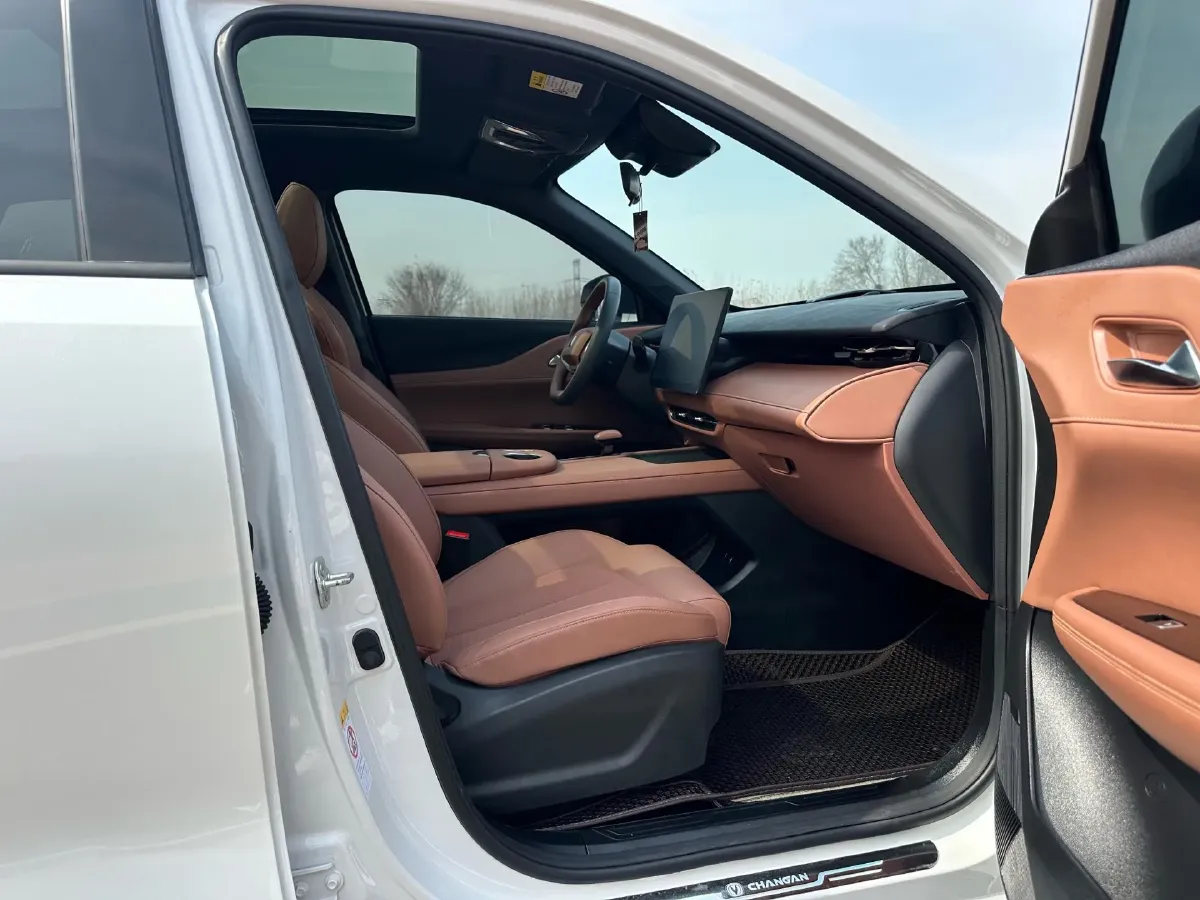 2025 ChangAn UNI-Z 1.5T 188HP L4 7DCT,autocango,china used car exporter,china ev exporter,chinese used car exporter,chinese used ev exporter