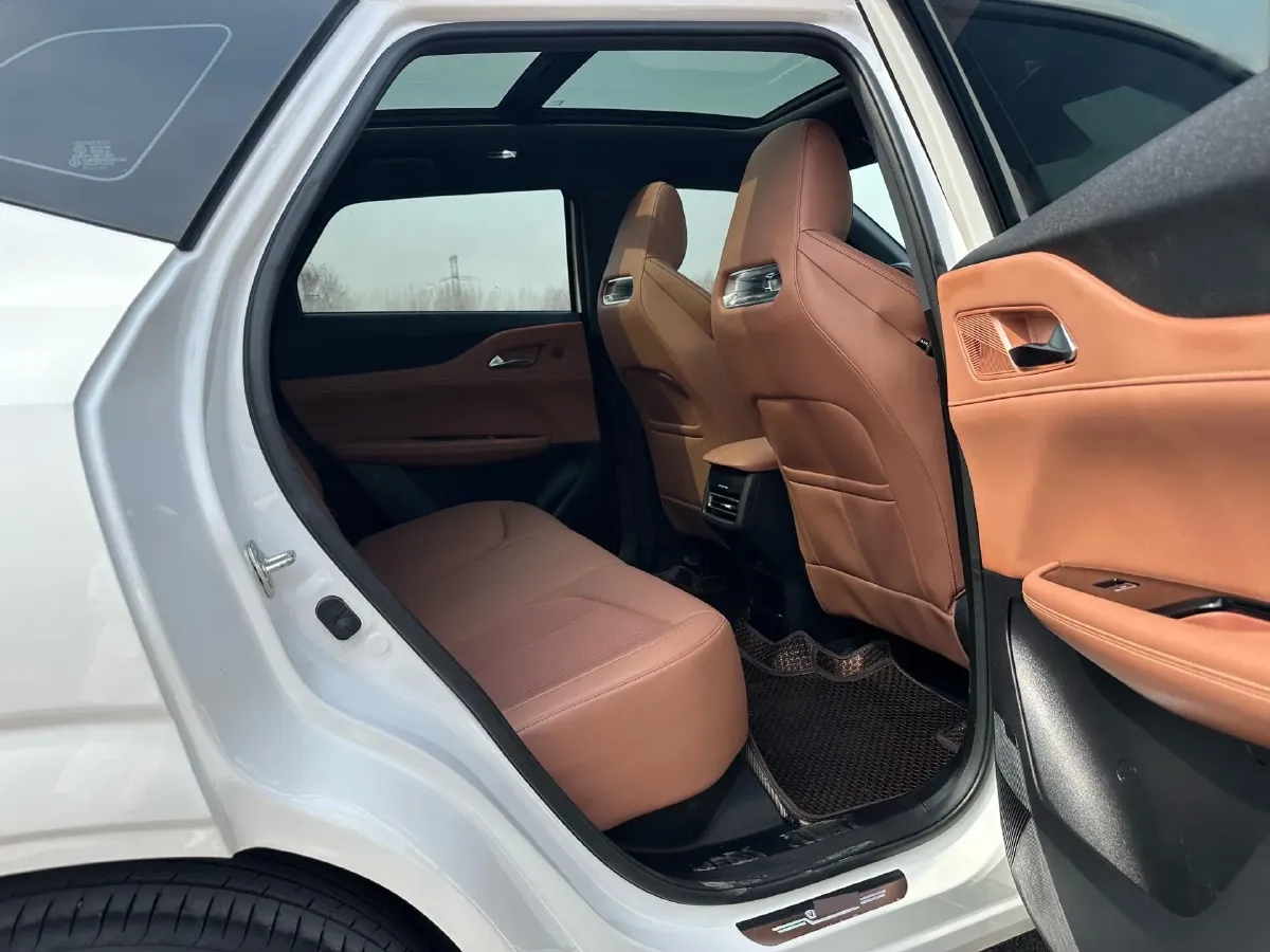 2025 ChangAn UNI-Z 1.5T 188HP L4 7DCT,autocango,china used car exporter,china ev exporter,chinese used car exporter,chinese used ev exporter