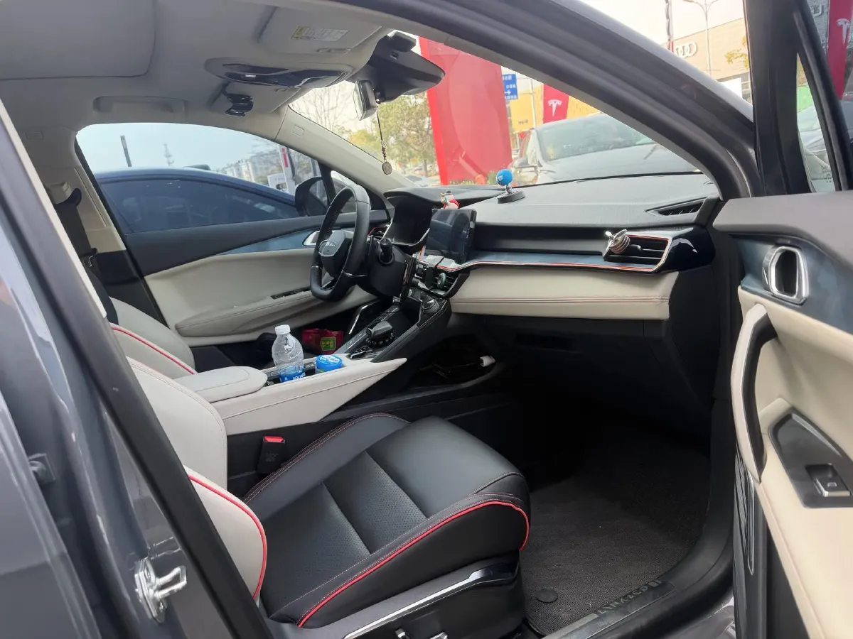 2020 LYNK&CO 06 1.5T 177HP L3 7DCT,autocango,china used car exporter,china ev exporter,chinese used car exporter,chinese used ev exporter