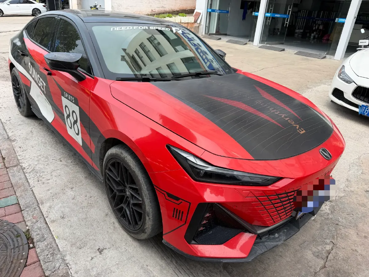 2023 ChangAn UNI-V 1.5T 188HP L4 7DCT,autocango,china used car exporter,china ev exporter,chinese used car exporter,chinese used ev exporter