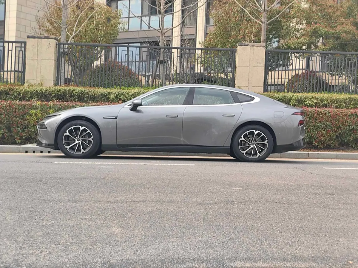 2020 Xpeng P7 BEV 70.8KWH,autocango,china used car exporter,china ev exporter,chinese used car exporter,chinese used ev exporter