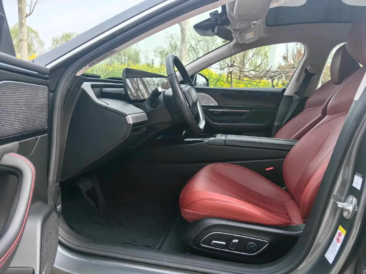 2020 Xpeng P7 BEV 70.8KWH,autocango,china used car exporter,china ev exporter,chinese used car exporter,chinese used ev exporter