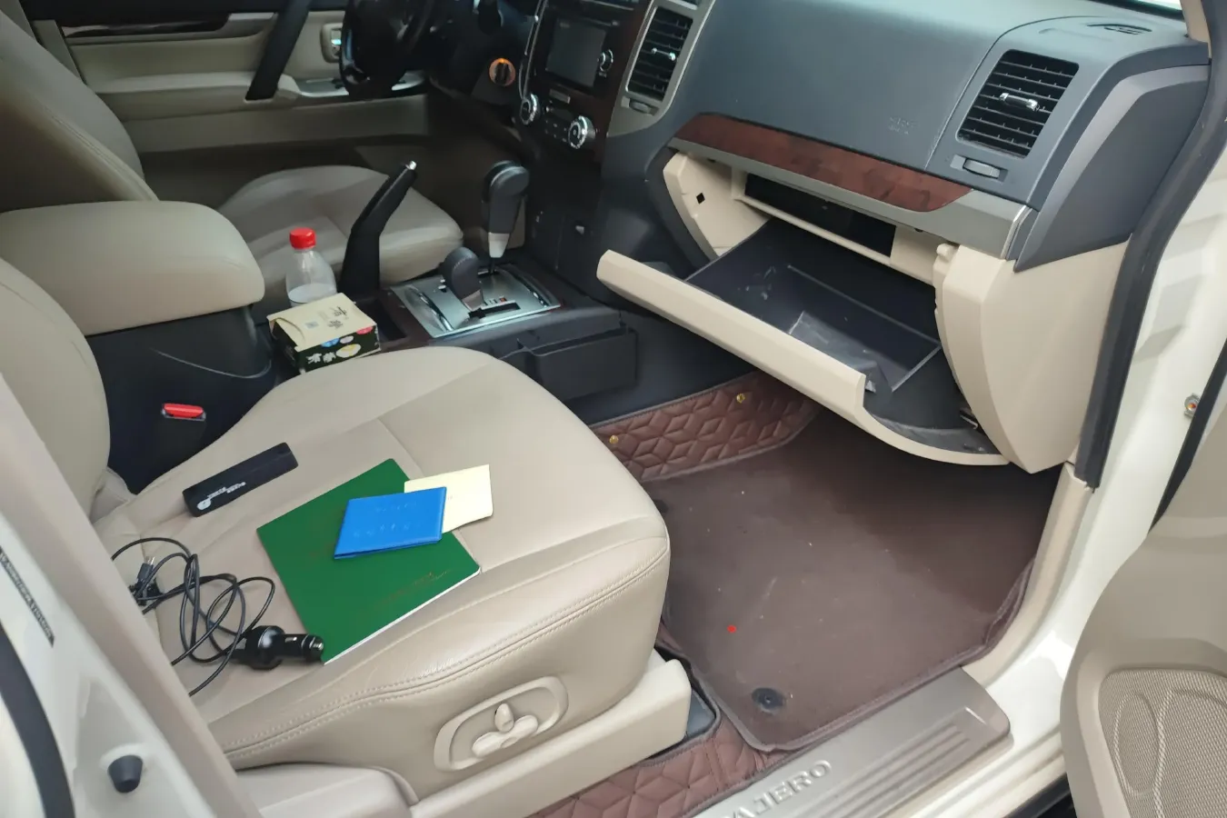 2018 Mitsubishi Pajero 3.0L 174HP V6 5AT,autocango,china used car exporter,china ev exporter,chinese used car exporter,chinese used ev exporter