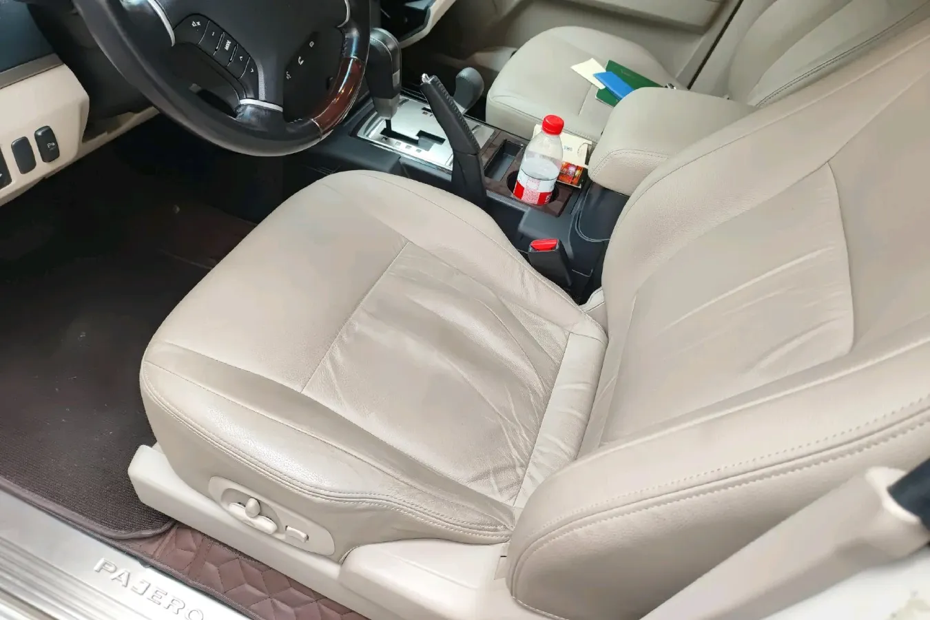 2018 Mitsubishi Pajero 3.0L 174HP V6 5AT,autocango,china used car exporter,china ev exporter,chinese used car exporter,chinese used ev exporter