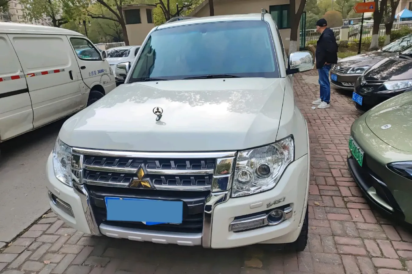 2018 Mitsubishi Pajero 3.0L 174HP V6 5AT,autocango,china used car exporter,china ev exporter,chinese used car exporter,chinese used ev exporter