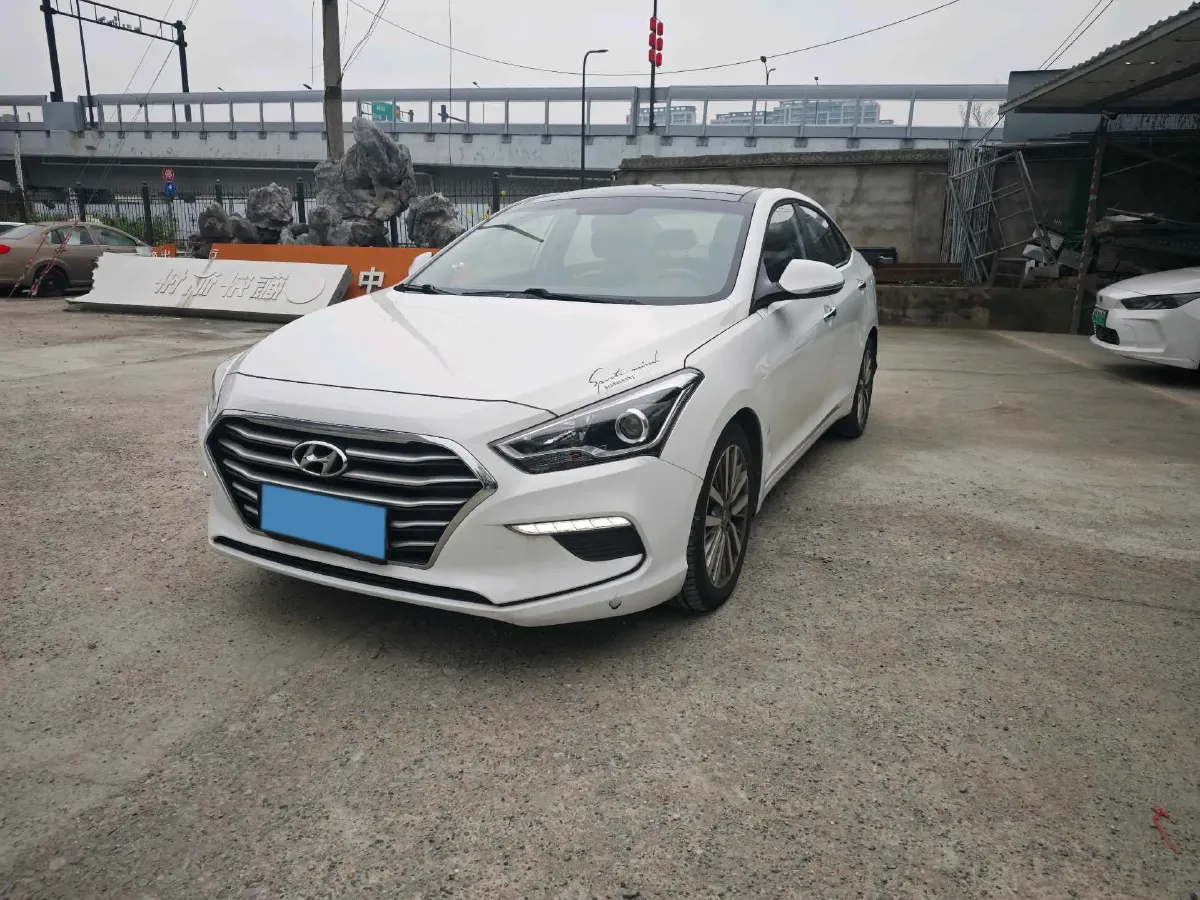 2017 Hyundai Mistra 1.8L 143HP L4 6AT,autocango,china used car exporter,china ev exporter,chinese used car exporter,chinese used ev exporter