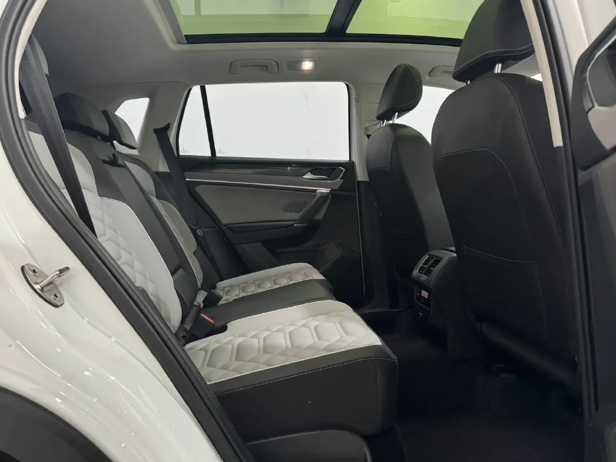 2023 Volkswagen Tayron 1.4T 150HP L4 7DCT,autocango,china used car exporter,china ev exporter,chinese used car exporter,chinese used ev exporter