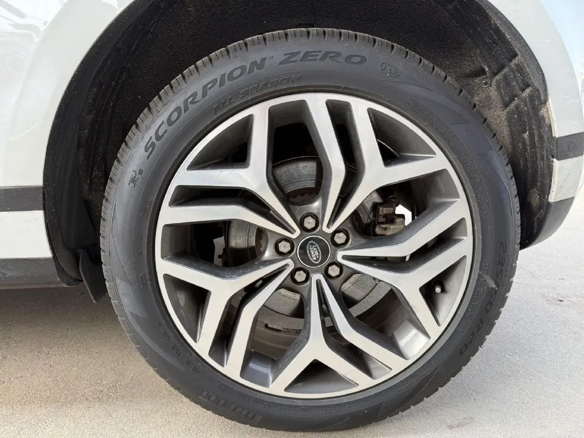 2022 Land Rover Range Rover Evoque 1.5T 200HP L3 8AT PHEV,autocango,china used car exporter,china ev exporter,chinese used car exporter,chinese used ev exporter