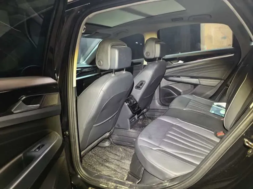 2024 Volkswagen Passat 2.0T 220HP L4 7DCT,autocango,china used car exporter,china ev exporter,chinese used car exporter,chinese used ev exporter