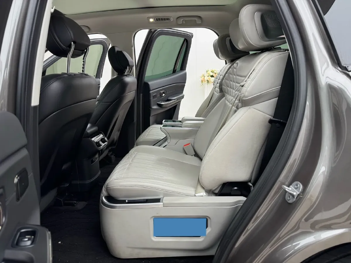 2020 NIO ES8 BEV 70KWH,autocango,china used car exporter,china ev exporter,chinese used car exporter,chinese used ev exporter