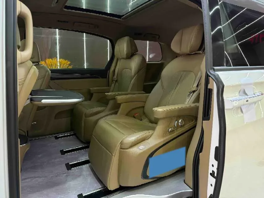 2021 Buick GL8 2.0T 237HP L4 9AT,autocango,china used car exporter,china ev exporter,chinese used car exporter,chinese used ev exporter