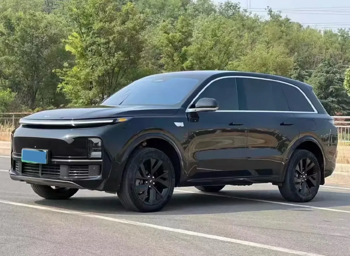 2023 Li L8 Range Extended 154HP REEV 40.9KWH,autocango,china used car exporter,china ev exporter,chinese used car exporter,chinese used ev exporter