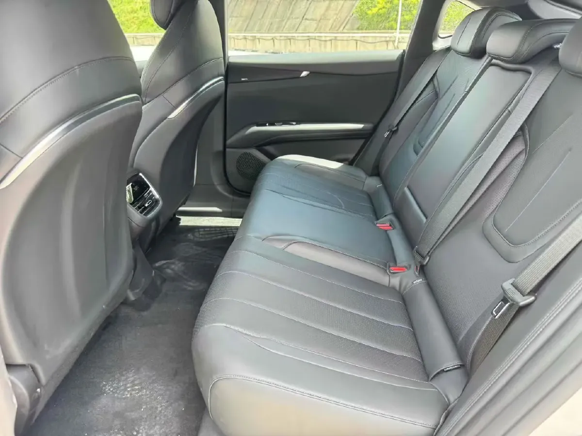 2025 Deepal L07 BEV 56.12KWH,autocango,china used car exporter,china ev exporter,chinese used car exporter,chinese used ev exporter