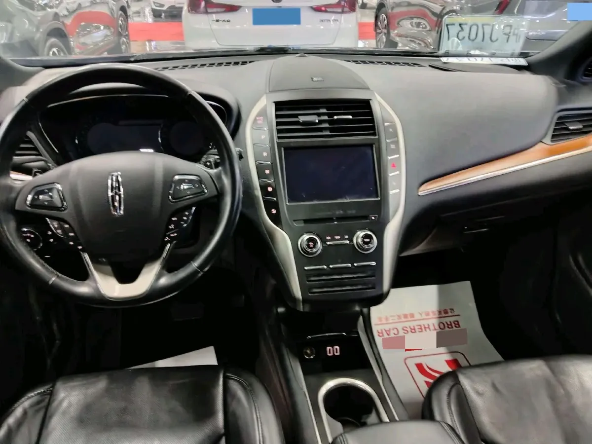 2019 Lincoln MKC 2.0T 203HP L4 6AT,autocango,china used car exporter,china ev exporter,chinese used car exporter,chinese used ev exporter