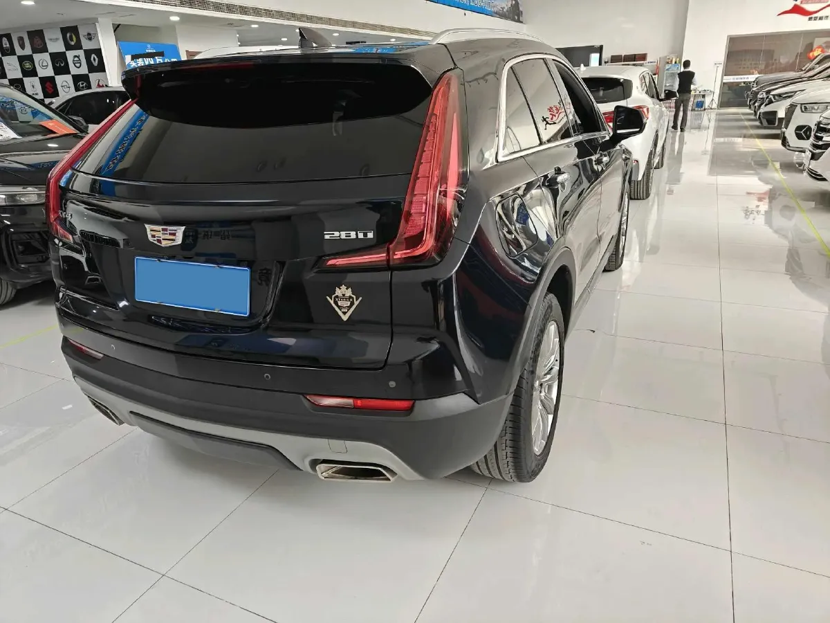 2020 Cadillac XT4 2.0T 241HP L4 9AT,autocango,china used car exporter,china ev exporter,chinese used car exporter,chinese used ev exporter