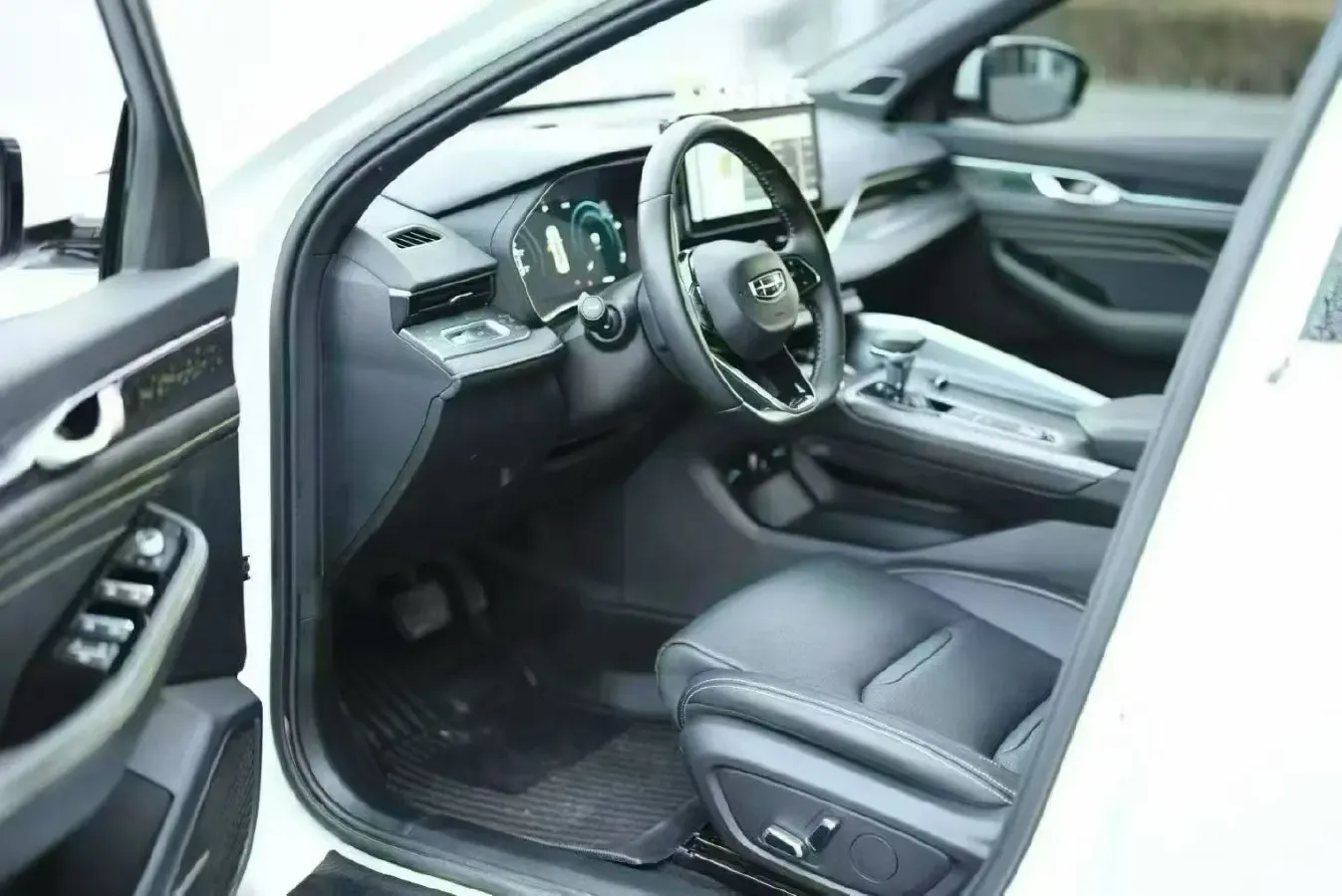 2023 Geely Preface 1.5T 181HP L4 7DCT,autocango,china used car exporter,china ev exporter,chinese used car exporter,chinese used ev exporter