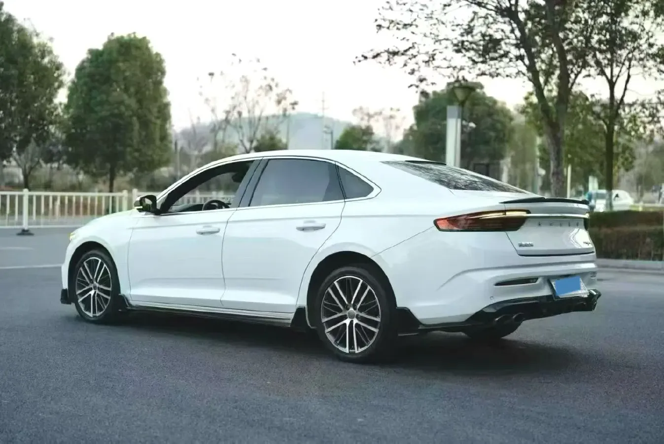 2023 Geely Preface 1.5T 181HP L4 7DCT,autocango,china used car exporter,china ev exporter,chinese used car exporter,chinese used ev exporter