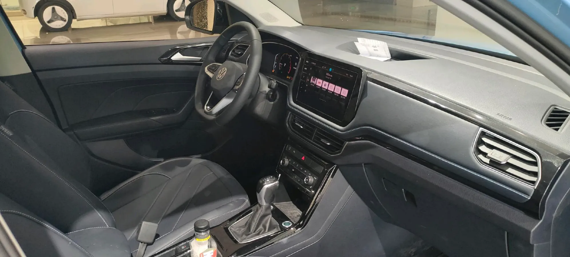 2025 Volkswagen Tharu 1.5T 160HP L4 7DCT,autocango,china used car exporter,china ev exporter,chinese used car exporter,chinese used ev exporter